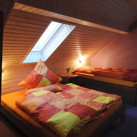 Haus Am Teich Guest house 3*