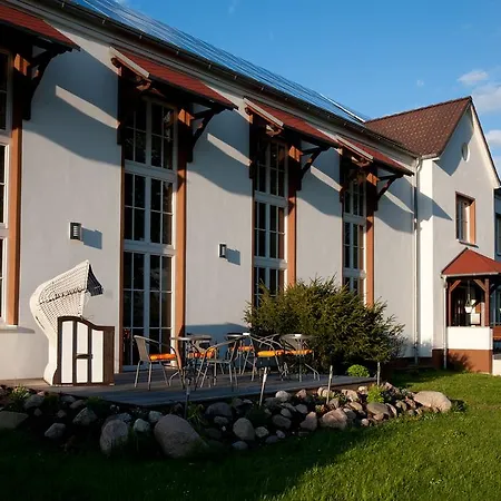 Haus Am Teich Gross Grabow