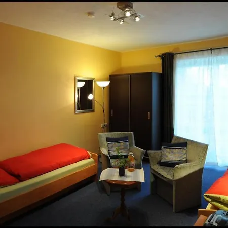 Haus Am Teich Guest house